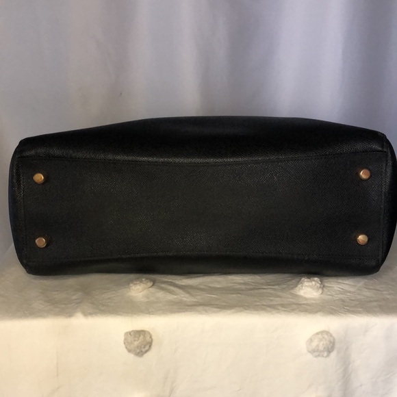 COACH Addison black shoulder tote # 91150. Cross grain leather. 3 compartments. - Picture 11 of 16